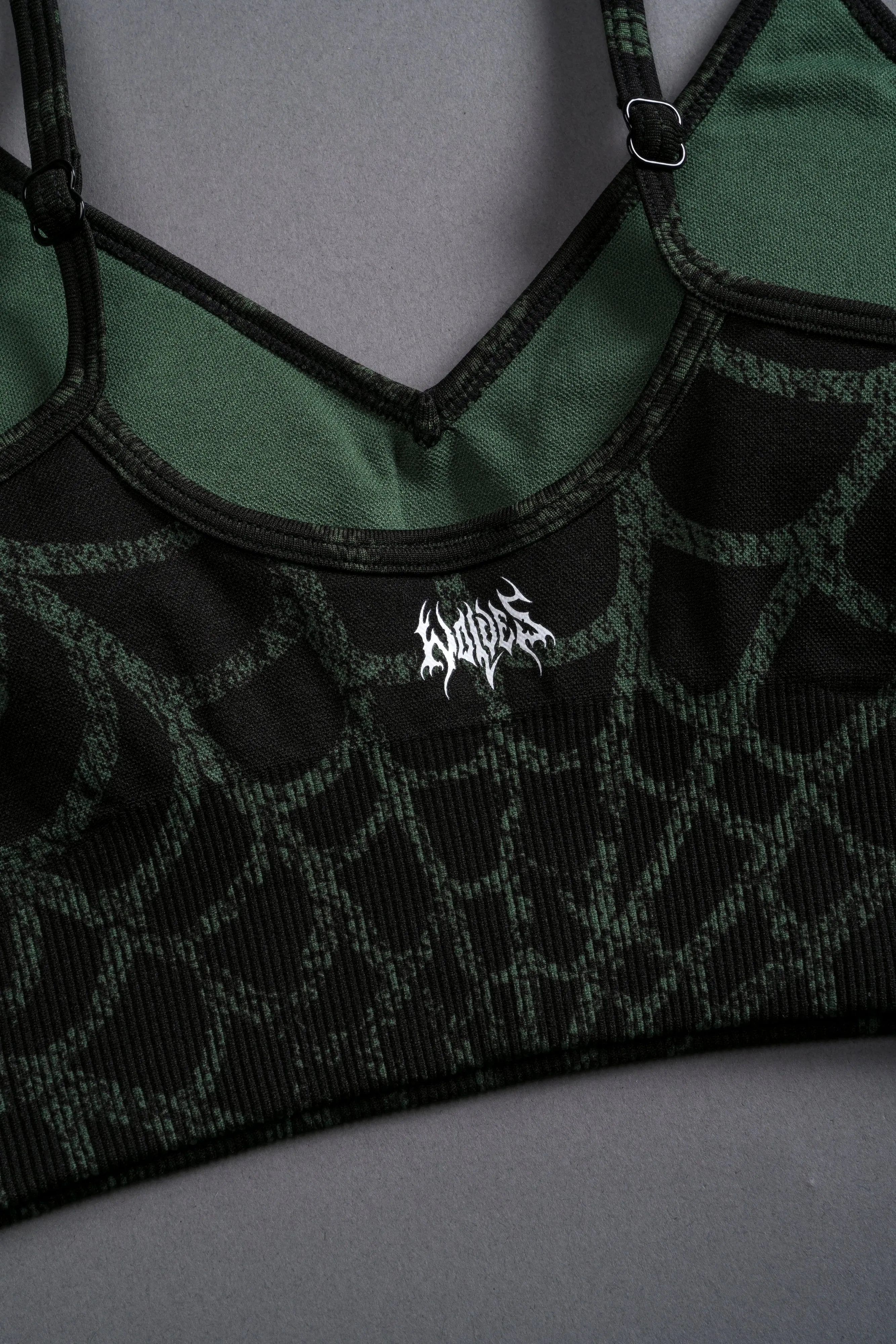Hesh "Everson Seamless" Sports Bra in Black/Green Symbiote Web