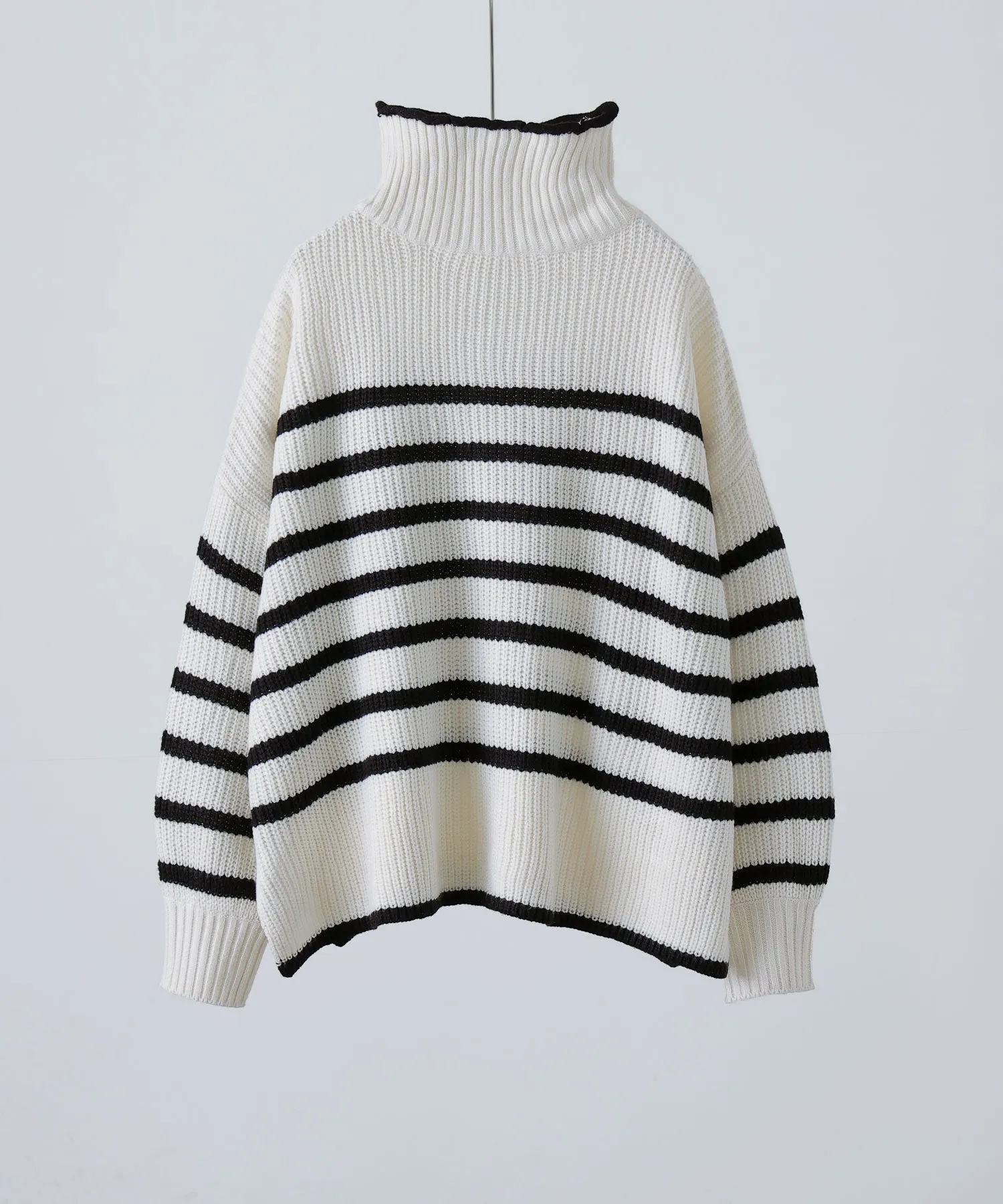 High neck border knit pullover