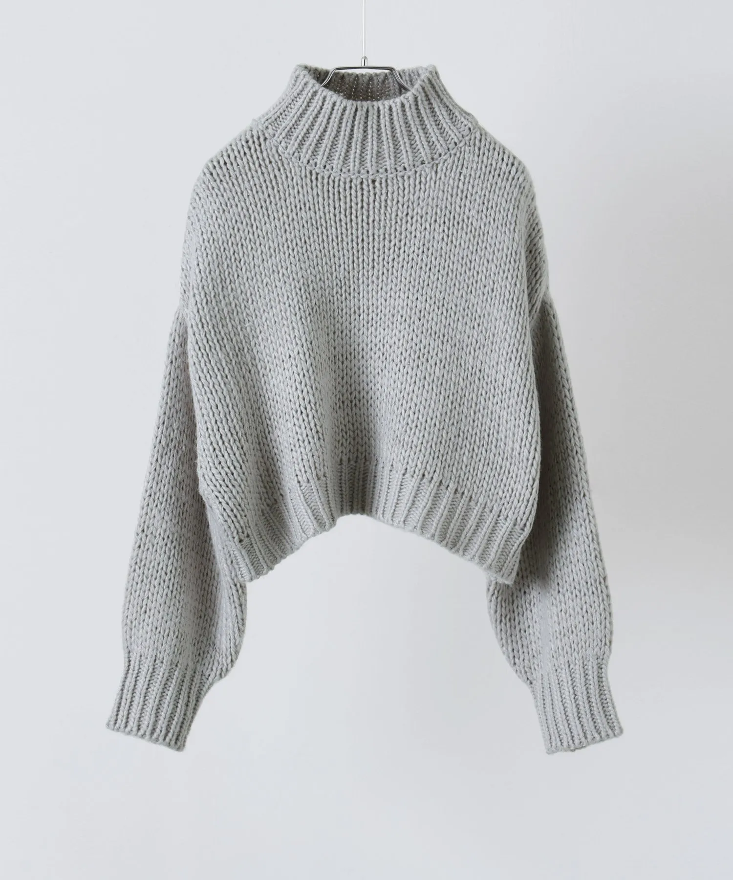 High neck low gauge cropped knit