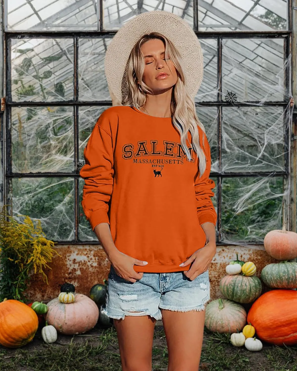 KIMSOONG Halloween Sweatshirts for Women Salem Massachusetts Shirt Fall Oversized Crewneck Sweatshirt Hocus Pocus Pullover