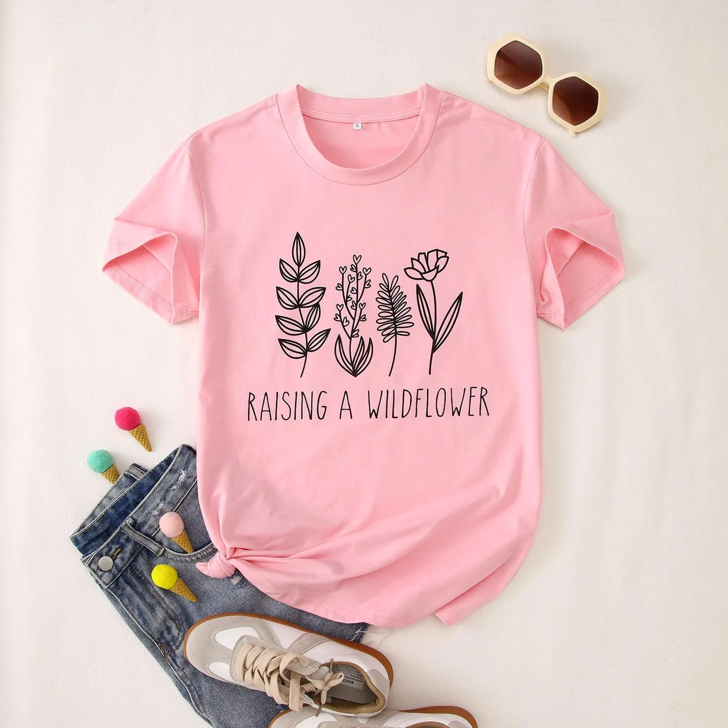 Raising A Wildflower Mommy and Me Shirts Cute Floral Graphic T-Shirt Mom and Daughter Outfits Summer Short Sleeve Tees