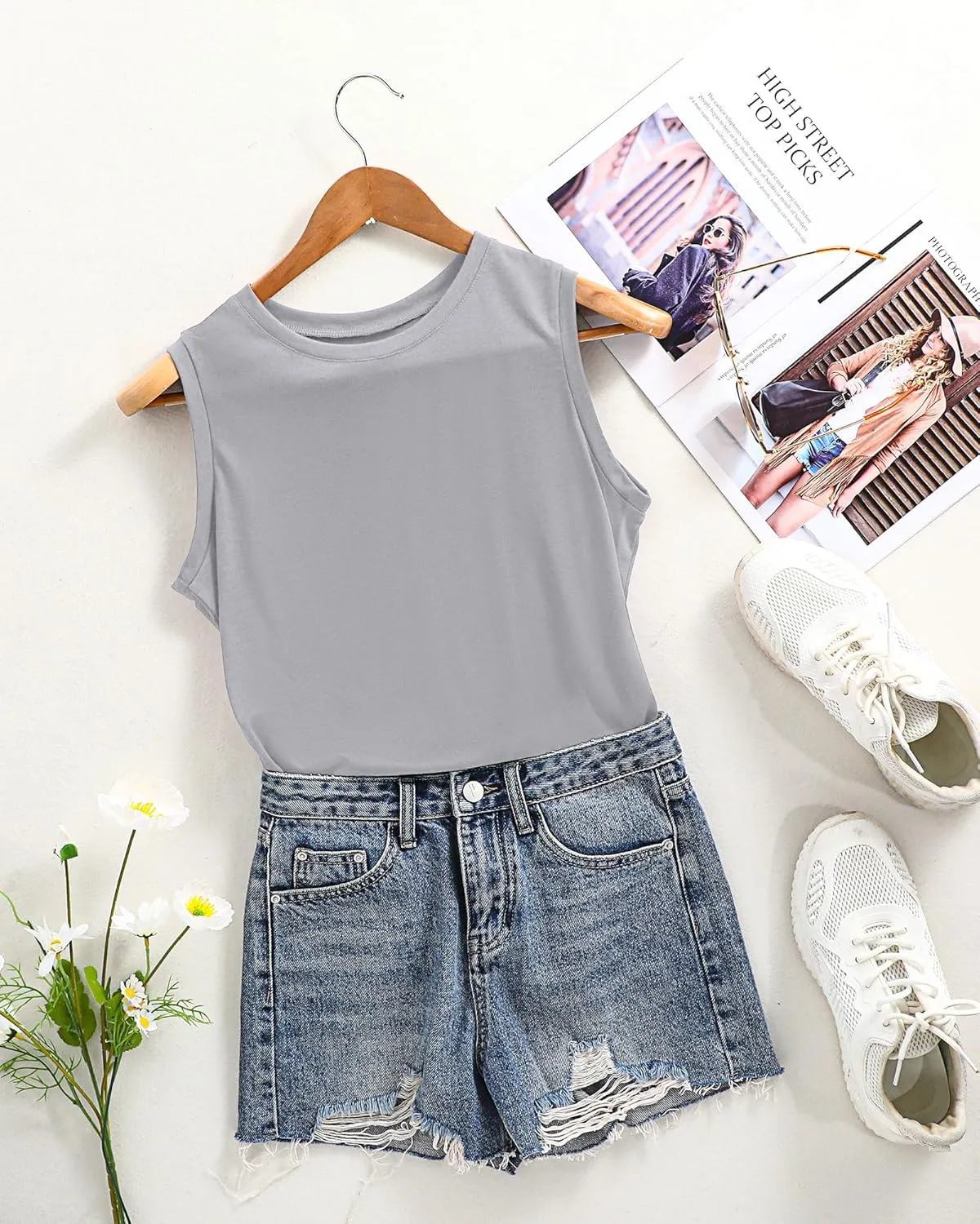 Riyiper 3 Pack Women's Sleeveless Tops, 2025 Loose Fit High Neck Tank Tops Casual Summer Muscle Shirts Ladies' Flowy Tees