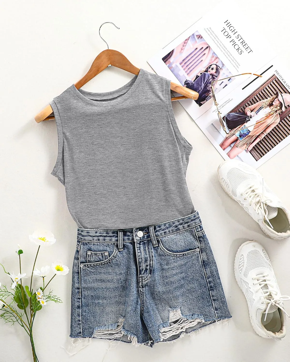 Riyiper 3 Pack Women's Sleeveless Tops, 2025 Loose Fit High Neck Tank Tops Casual Summer Muscle Shirts Ladies' Flowy Tees