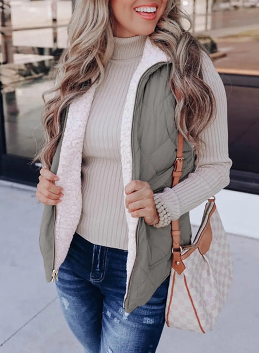 SHEWIN Women Puffer Vest Casual Stand Collar Sleeveless Puffer Jacket Warm Winter Reversible Zip Up Outerwear with Pockets