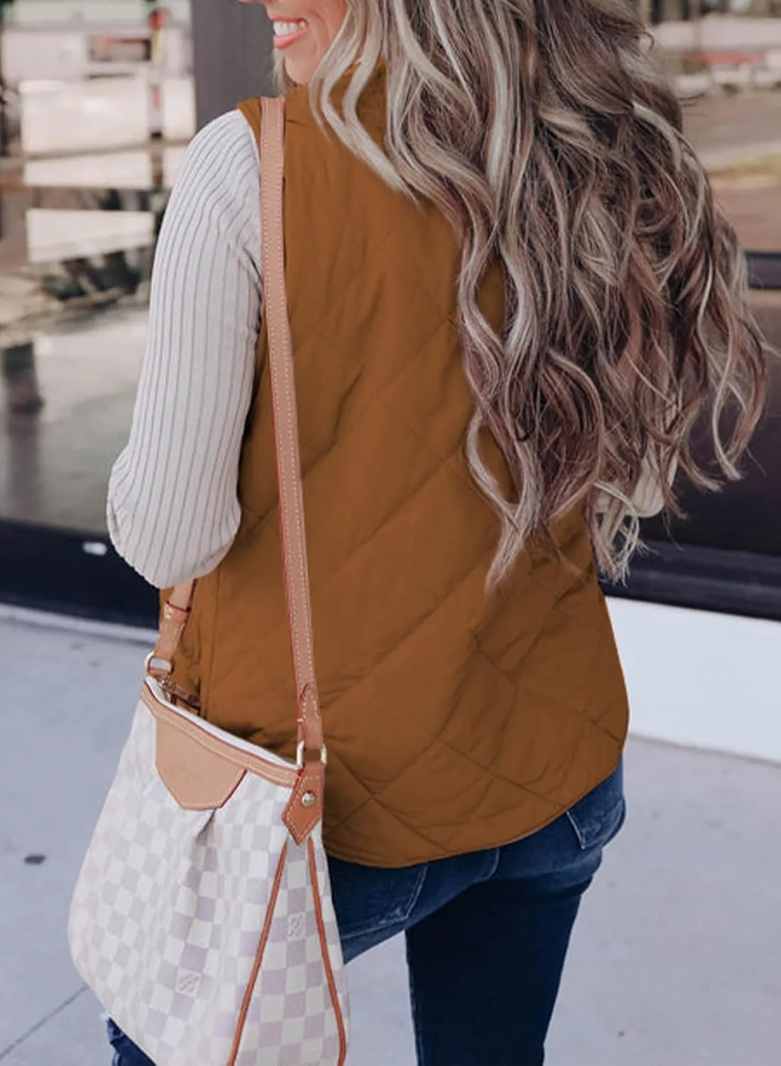 SHEWIN Women Puffer Vest Casual Stand Collar Sleeveless Puffer Jacket Warm Winter Reversible Zip Up Outerwear with Pockets