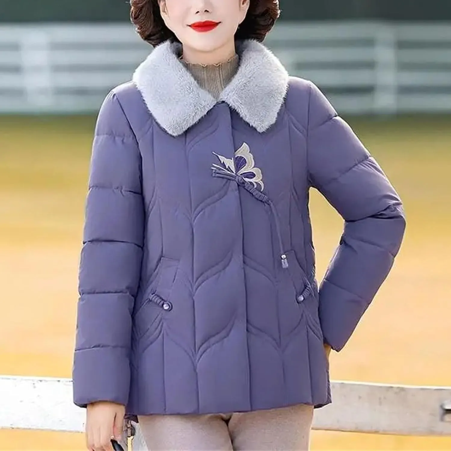 Winter Jackets Women Embroidery Thicken Short Padded Coat Women Parka Outwear Warm Down Cotton Jacket Female Outwear